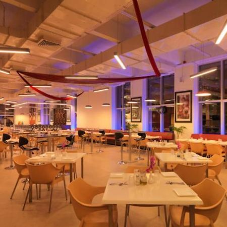 העיר בנגלור 24 Tech Hotel מראה חיצוני תמונה