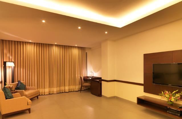 העיר בנגלור 24 Tech Hotel מראה חיצוני תמונה