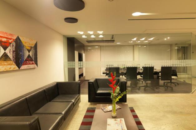 העיר בנגלור 24 Tech Hotel מראה חיצוני תמונה